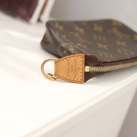 Louis Vuitton Mini Pochette - Picture 7 of 12